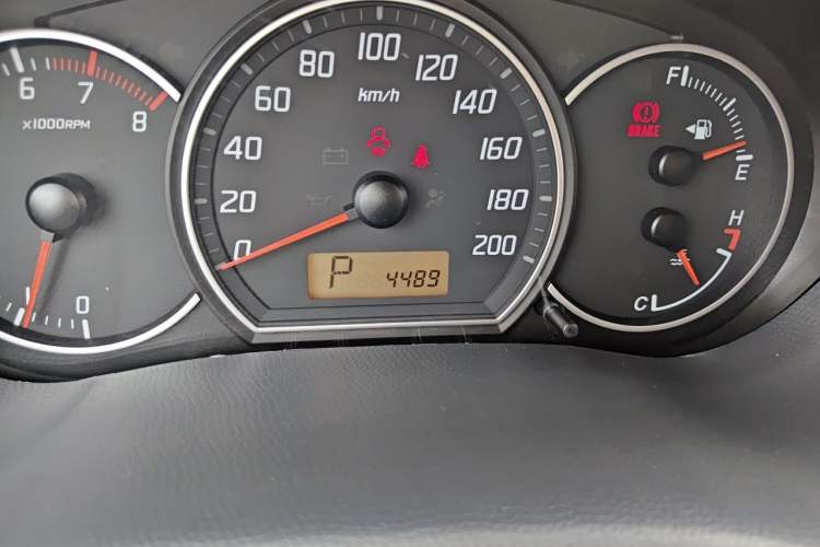 Used Suzuki Swift 2016 1.5L Automatic Fashionable Coolplay Edition Odometer Close Up