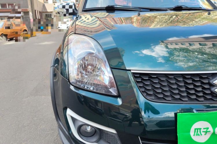 Used Suzuki Swift 2016 1.5L Automatic Fashionable Coolplay Edition Right Front Headlight