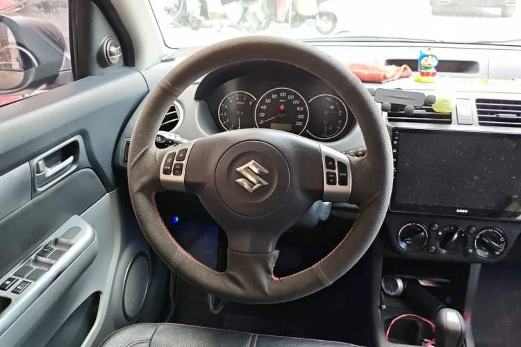 Used Suzuki Swift 2016 1.5L Automatic Fashionable Coolplay Edition Steering Wheel