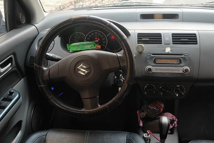 Used Suzuki Swift 2016 1.5L Automatic Fashionable Coolplay Edition Steering Wheel