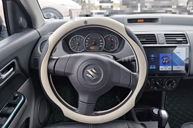 Used Suzuki Swift 2016 1.5L Automatic Fashionable Coolplay Edition Steering Wheel