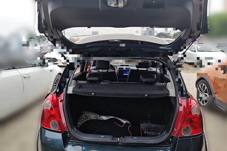 Used Suzuki Swift 2016 1.5L Automatic Fashionable Coolplay Edition Trunk