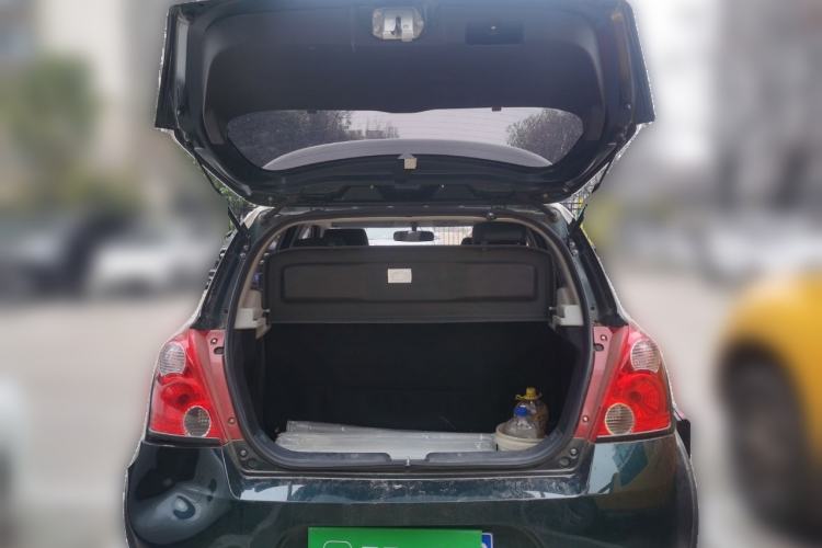 Used Suzuki Swift 2016 1.5L Automatic Fashionable Coolplay Edition Trunk