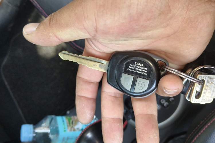 Used Suzuki Swift 2016 1.5L Automatic Fashionable Coolplay Edition Vehicle Key