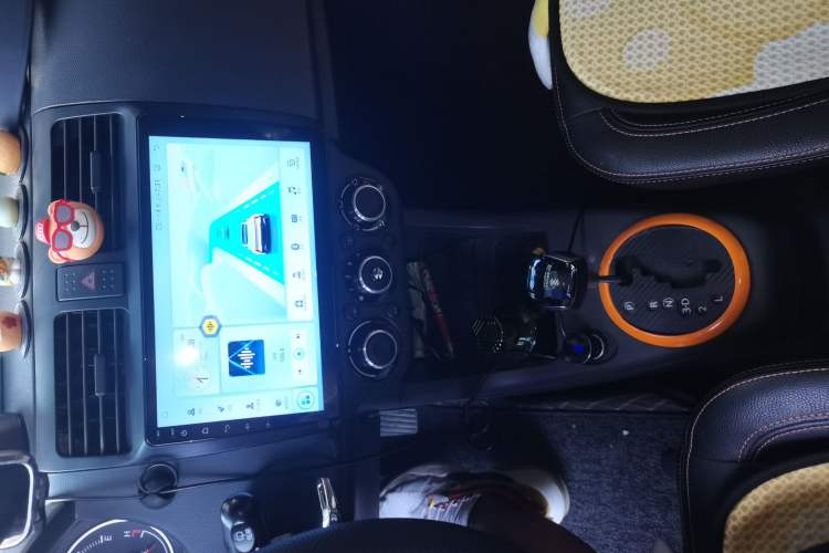 Used Suzuki Swift 2016 1.5L Automatic Fashionable Coolplay Edition Audio And AC Panel