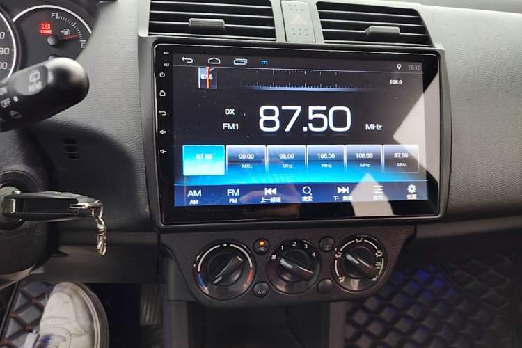 Used Suzuki Swift 2016 1.5L Automatic Fashionable Coolplay Edition Audio And AC Panel