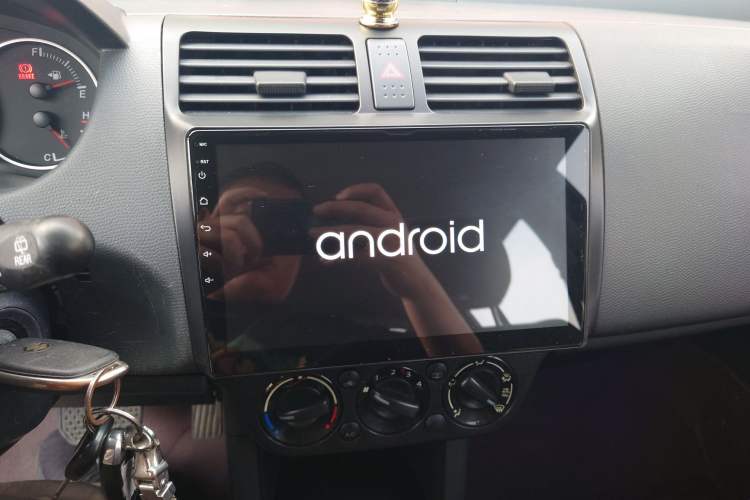 Used Suzuki Swift 2016 1.5L Automatic Fashionable Coolplay Edition Audio And AC Panel
