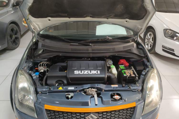 Used Suzuki Swift 2016 1.5L Automatic Fashionable Coolplay Edition Engine Bay
