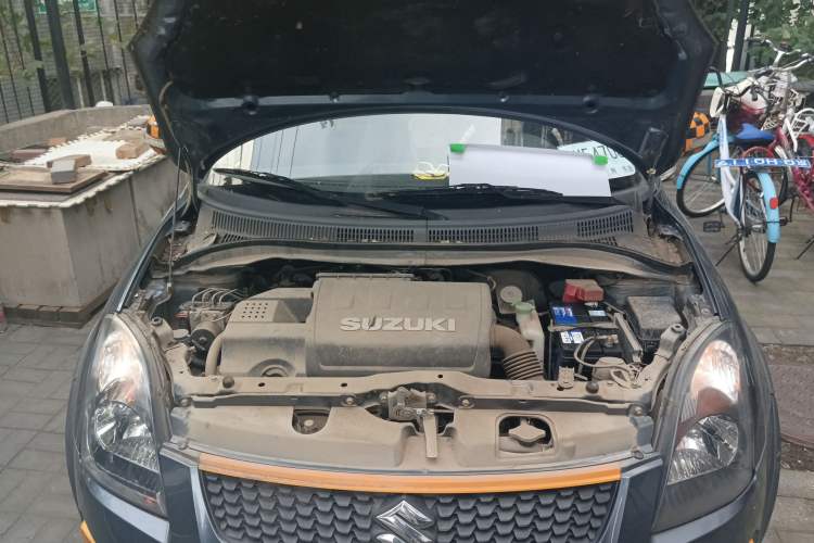 Used Suzuki Swift 2016 1.5L Automatic Fashionable Coolplay Edition Engine Bay