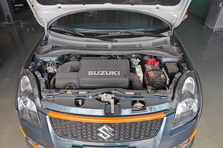 Used Suzuki Swift 2016 1.5L Automatic Fashionable Coolplay Edition Engine Bay