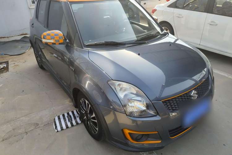 Used Suzuki Swift 2016 1.5L Automatic Fashionable Coolplay Edition Exterior 2