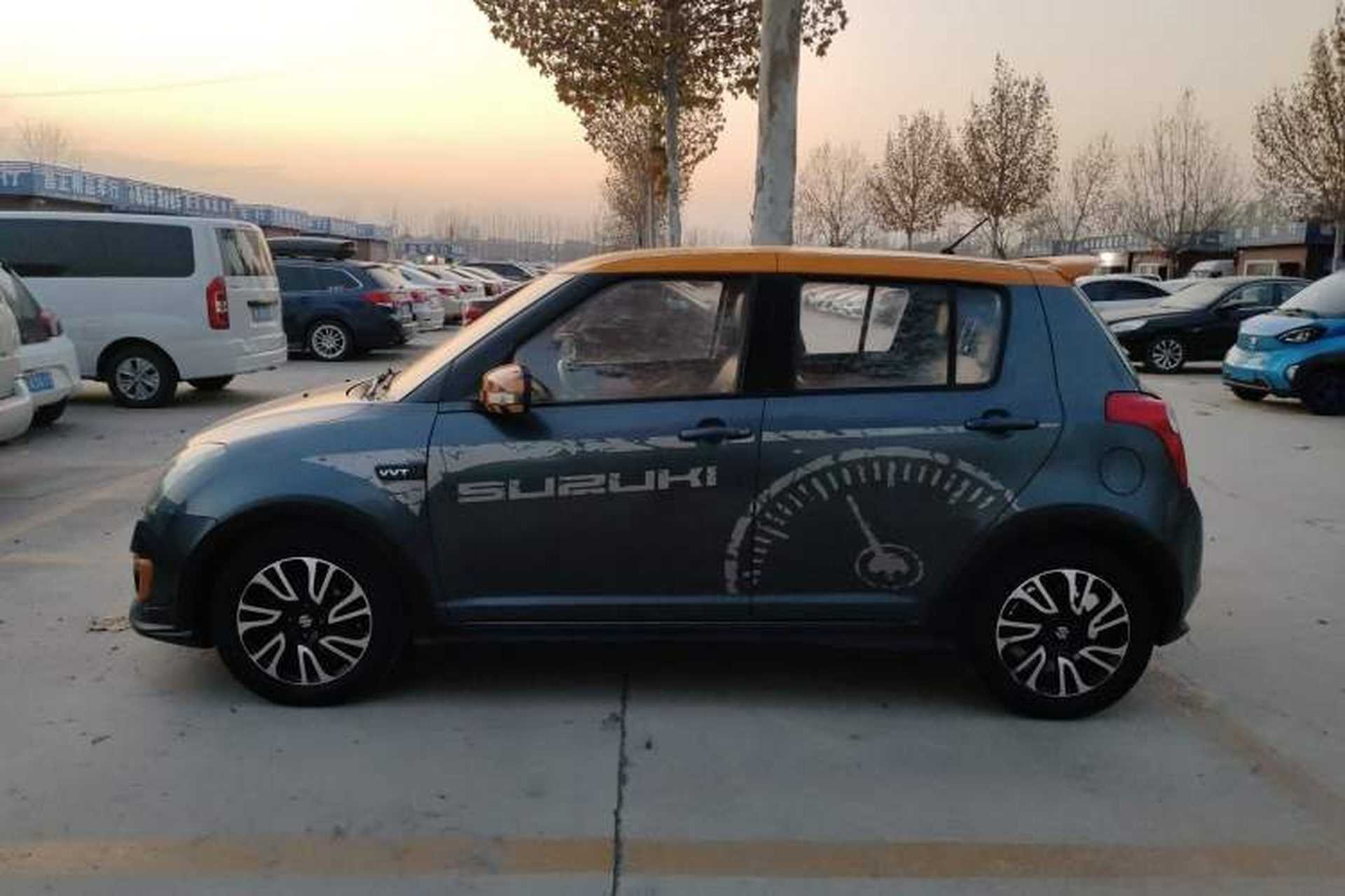 Used Suzuki Swift 2016 1.5L Automatic Fashionable Coolplay Edition Exterior 3