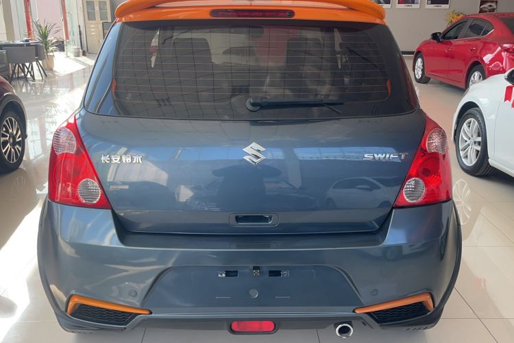 Used Suzuki Swift 2016 1.5L Automatic Fashionable Coolplay Edition Exterior 4