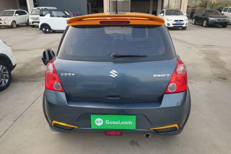 Used Suzuki Swift 2016 1.5L Automatic Fashionable Coolplay Edition Exterior 4