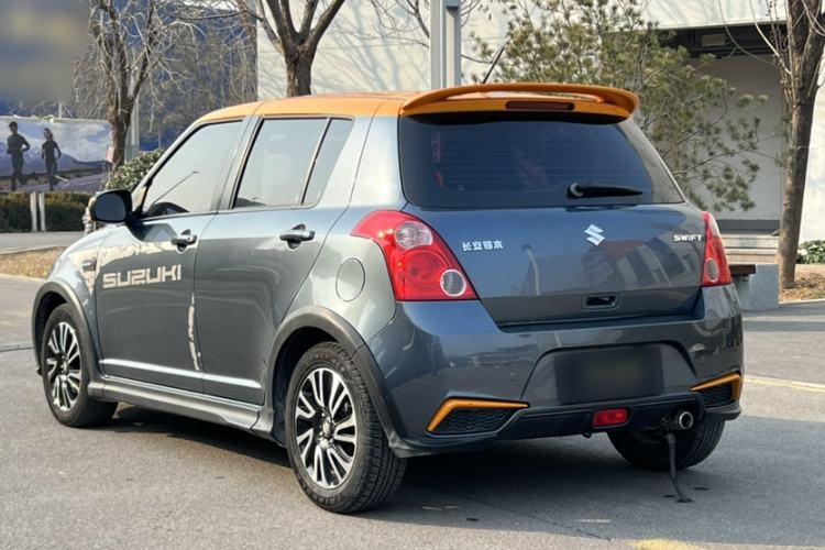 Used Suzuki Swift 2016 1.5L Manual Fashion Edition Cool Play Version Exterior 5
