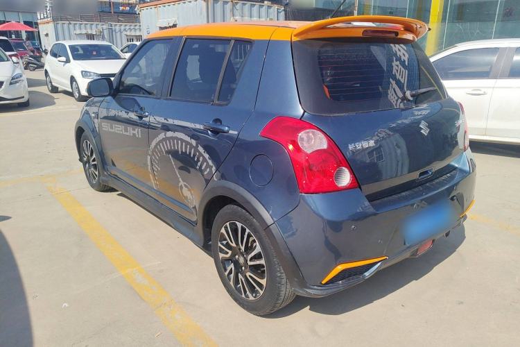 Used Suzuki Swift 2016 1.5L Automatic Fashionable Coolplay Edition Exterior 5