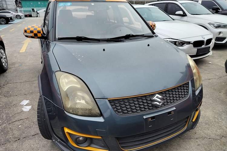 Used Suzuki Swift 2016 1.5L Automatic Fashionable Coolplay Edition Front