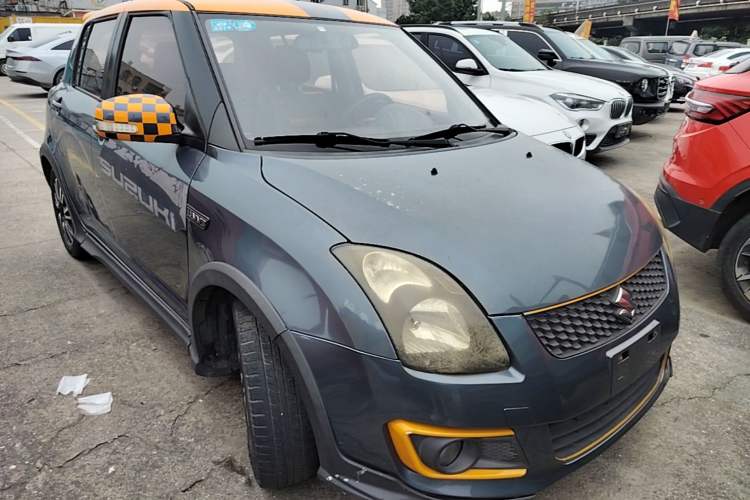 Used Suzuki Swift 2016 1.5L Automatic Fashionable Coolplay Edition Front Right 45 Deg