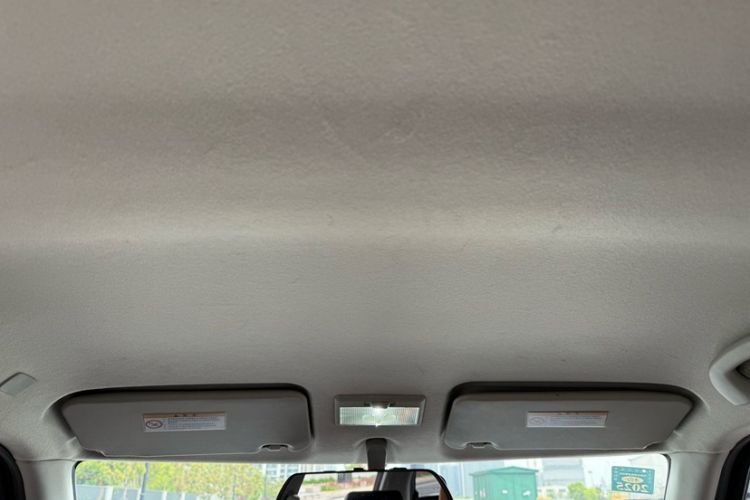 Used Suzuki Swift 2016 1.5L Automatic Fashionable Coolplay Edition Headliner
