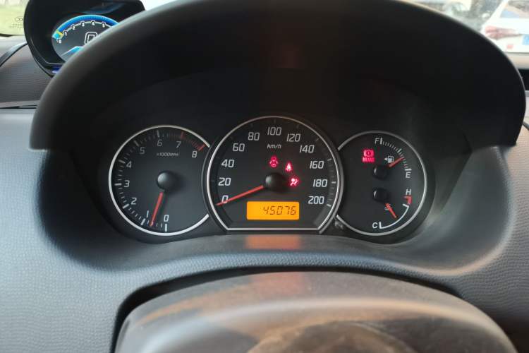 Used Suzuki Swift 2016 1.5L Manual Fashion Edition Cool Play Version Instrument Cluster