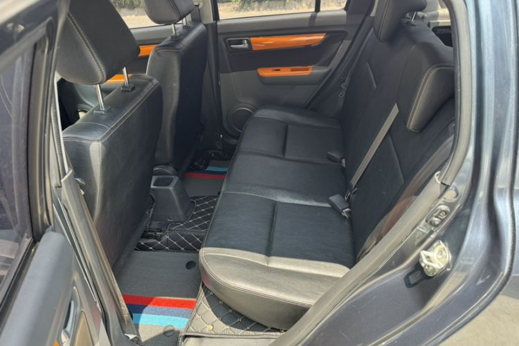 Used Suzuki Swift 2016 1.5L Automatic Fashionable Coolplay Edition Interior 5