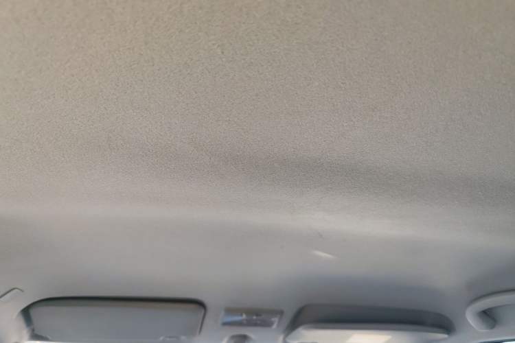 Used Suzuki Swift 2016 1.5L Automatic Fashionable Coolplay Edition Interior 6