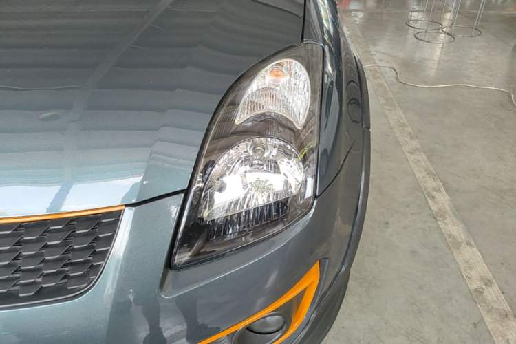 Used Suzuki Swift 2016 1.5L Automatic Fashionable Coolplay Edition Left Front Headlight