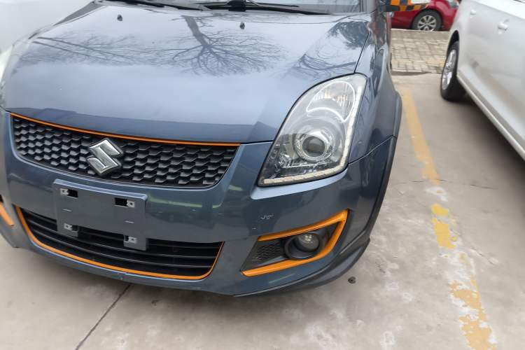 Used Suzuki Swift 2016 1.5L Automatic Fashionable Coolplay Edition Left Front Headlight