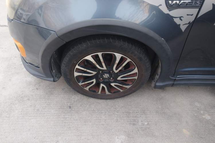 Used Suzuki Swift 2016 1.5L Automatic Fashionable Coolplay Edition Left Front Wheel Hub