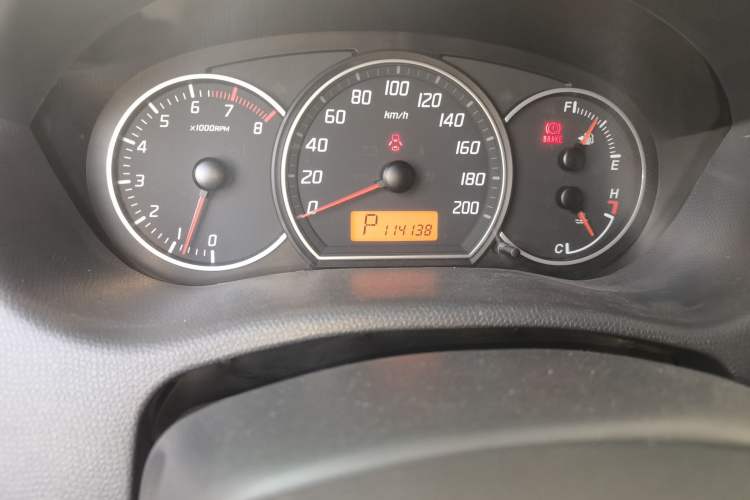 Used Suzuki Swift 2016 1.5L Automatic Fashionable Coolplay Edition Odometer Close Up