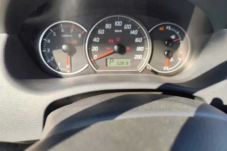 Used Suzuki Swift 2016 1.5L Automatic Fashionable Coolplay Edition Odometer Close Up
