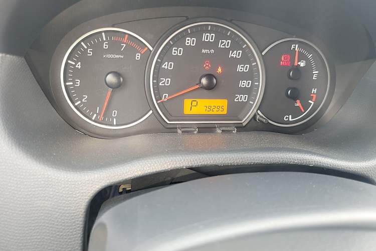 Used Suzuki Swift 2016 1.5L Automatic Fashionable Coolplay Edition Odometer Close Up