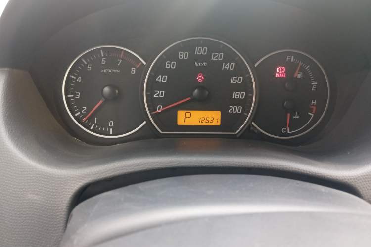 Used Suzuki Swift 2016 1.5L Automatic Fashionable Coolplay Edition Odometer Close Up