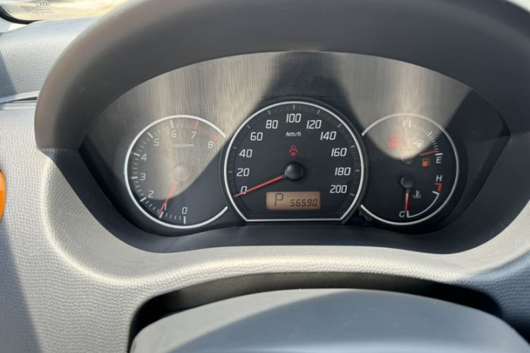 Used Suzuki Swift 2016 1.5L Automatic Fashionable Coolplay Edition Odometer Close Up