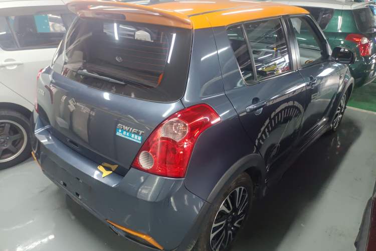 Used Suzuki Swift 2016 1.5L Manual Fashion Edition Cool Play Version Rear Right 45 Deg