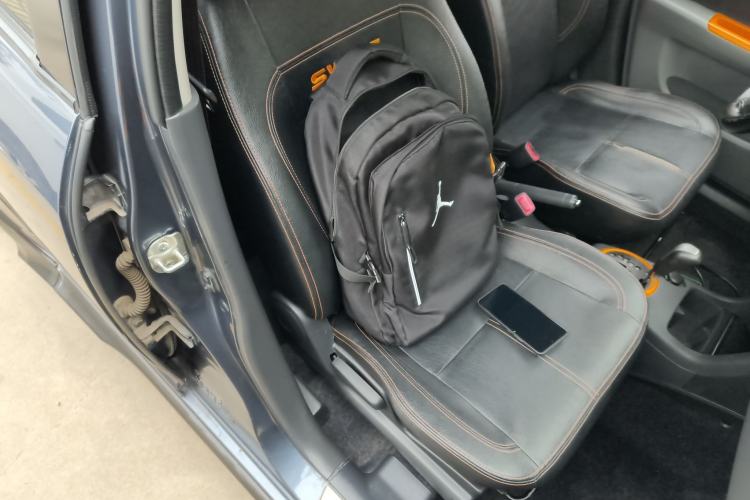 Used Suzuki Swift 2016 1.5L Automatic Fashionable Coolplay Edition Right Front Seat