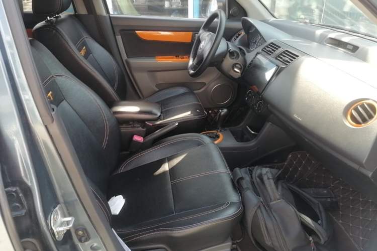 Used Suzuki Swift 2016 1.5L Automatic Fashionable Coolplay Edition Right Front Seat