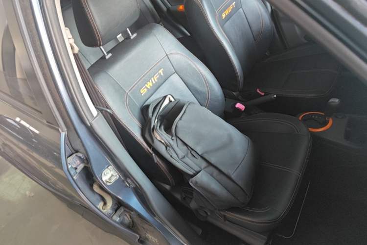 Used Suzuki Swift 2016 1.5L Automatic Fashionable Coolplay Edition Right Front Seat