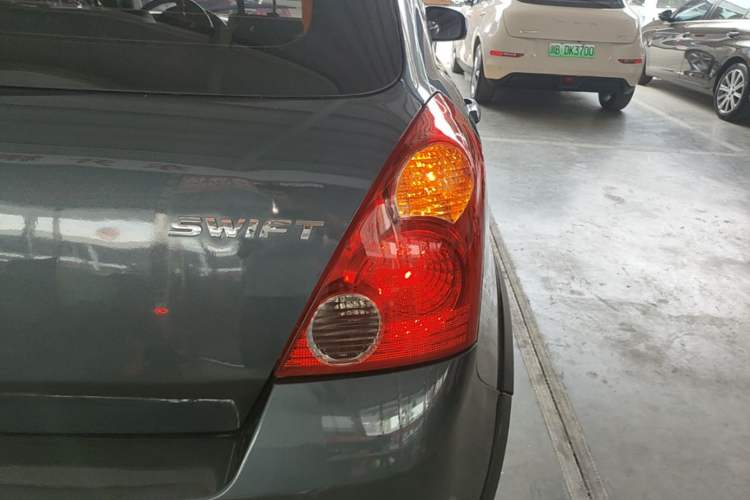 Used Suzuki Swift 2016 1.5L Automatic Fashionable Coolplay Edition Right Rear Taillight