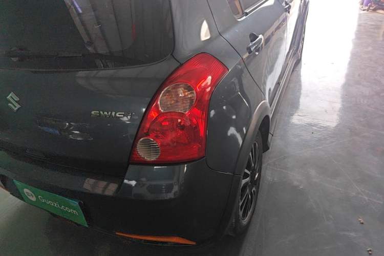 Used Suzuki Swift 2016 1.5L Automatic Fashionable Coolplay Edition Right Rear Taillight