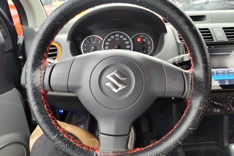Used Suzuki Swift 2016 1.5L Automatic Fashionable Coolplay Edition Steering Wheel