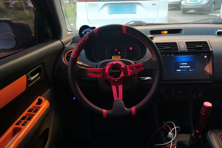 Used Suzuki Swift 2016 1.5L Manual Fashion Edition Cool Play Version Steering Wheel