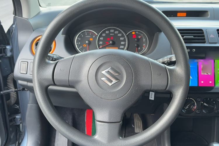 Used Suzuki Swift 2016 1.5L Automatic Fashionable Coolplay Edition Steering Wheel