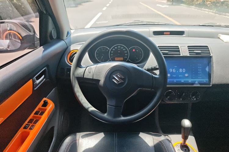 Used Suzuki Swift 2016 1.5L Automatic Fashionable Coolplay Edition Steering Wheel