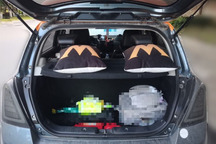 Used Suzuki Swift 2016 1.5L Automatic Fashionable Coolplay Edition Trunk
