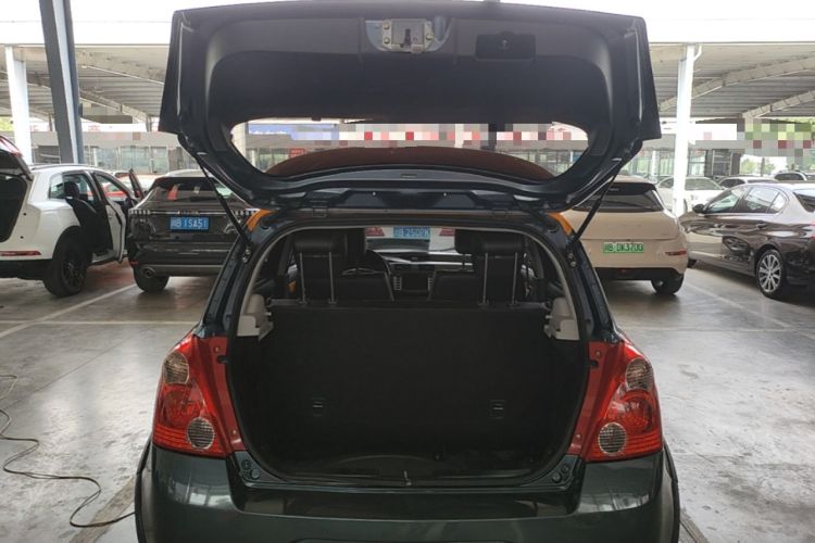 Used Suzuki Swift 2016 1.5L Automatic Fashionable Coolplay Edition Trunk