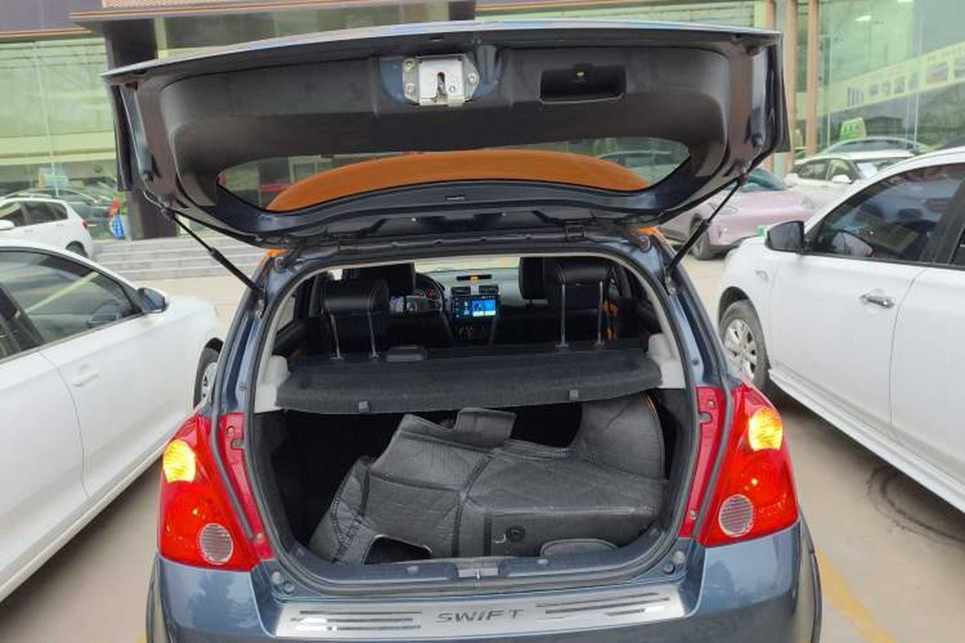 Used Suzuki Swift 2016 1.5L Automatic Fashionable Coolplay Edition Trunk