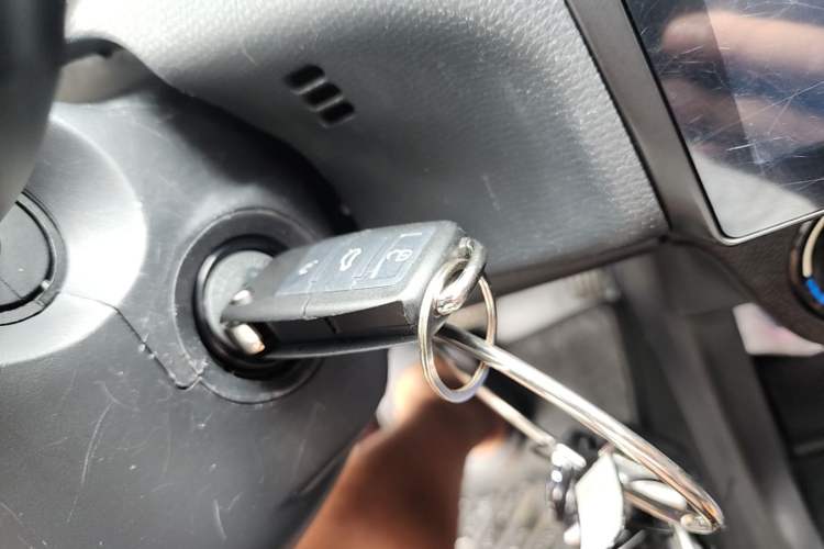 Used Suzuki Swift 2016 1.5L Automatic Fashionable Coolplay Edition Vehicle Key