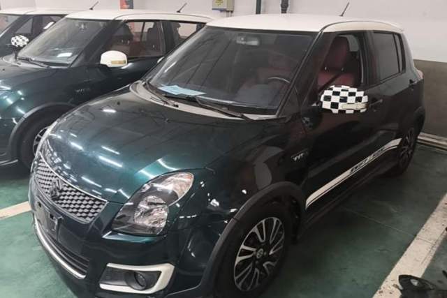 Używany Suzuki Swift 2016 1.5L Automatic Fashionable Coolplay Edition