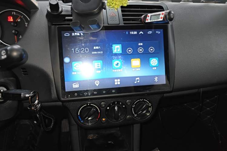 Used Suzuki Swift 2016 1.5L Automatic Fashionable Coolplay Edition Audio And AC Panel